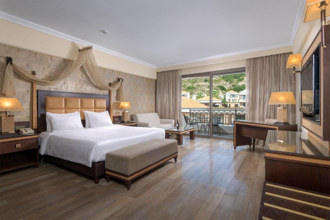 La Marquise Luxury Complex Resort
